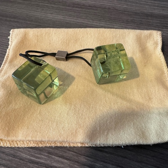 Louis Vuitton Green Hair Ties - Picture 3 of 5